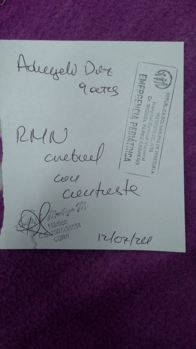 IreneMSola's tweet photo. #ServicioPúblico Familiares solicitan ayuda económica para la niña Adrianyelis Valentina Díaz Ramos de 9 años, internada en el hospital Pérez Carreño y a quien deben realizar una resonancia. https://t.co/sMHCwgMq5B