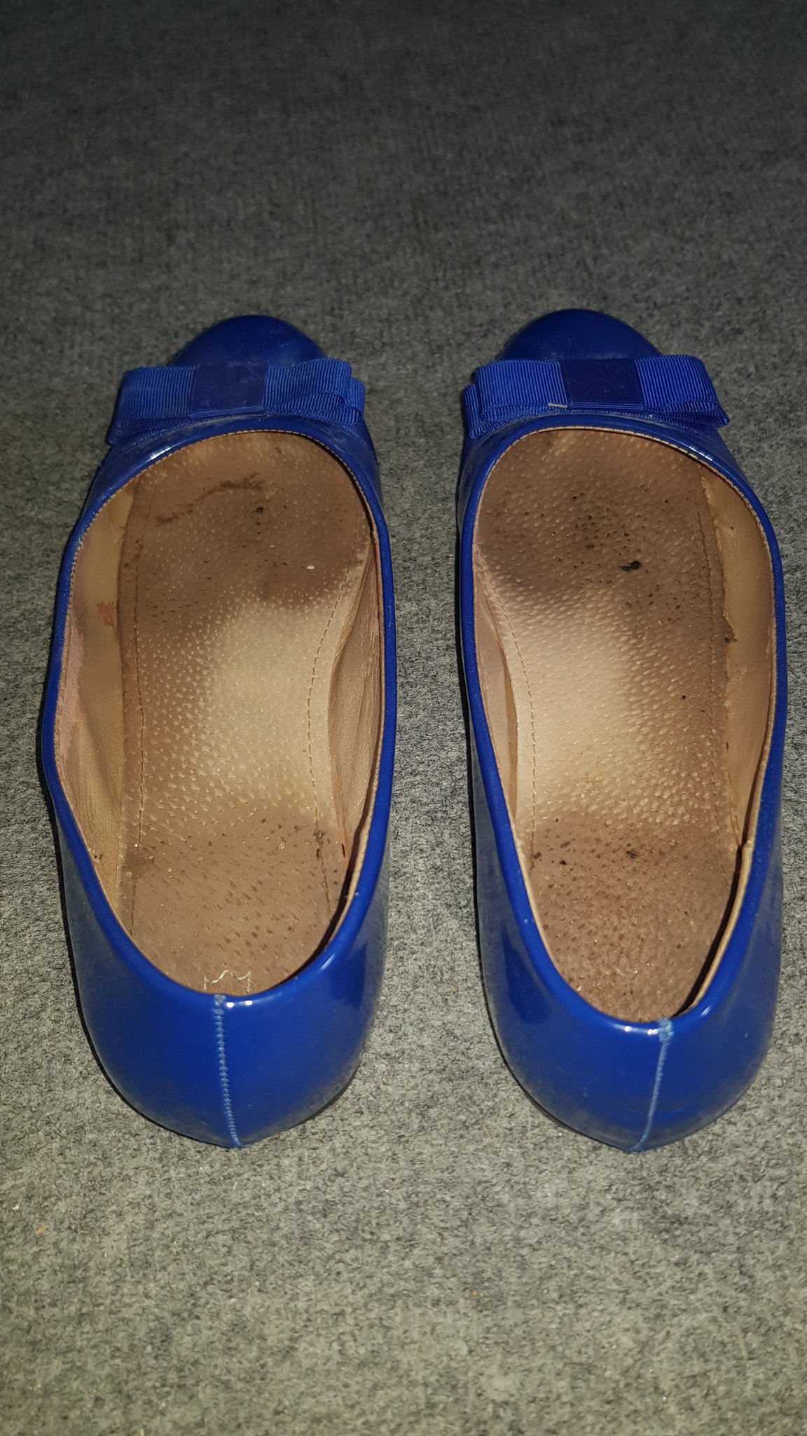 1 pic. Do u like my smelly flats ? They are avaible if u want buy them https://t.co/AfbqsEJAdt