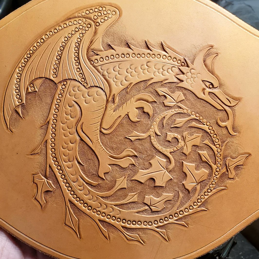 More marginalia dragons I tooled for a vestplate and a kidney belt! #leather #medieval #armor #marginalia #manuscript #tooling