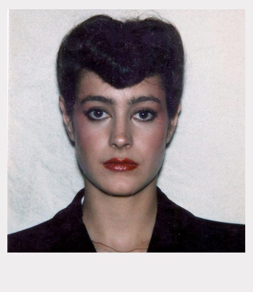 TheCinesthetic's tweet photo. Sean Young on the set of Blade Runner https://t.co/9EzXiPKnnZ