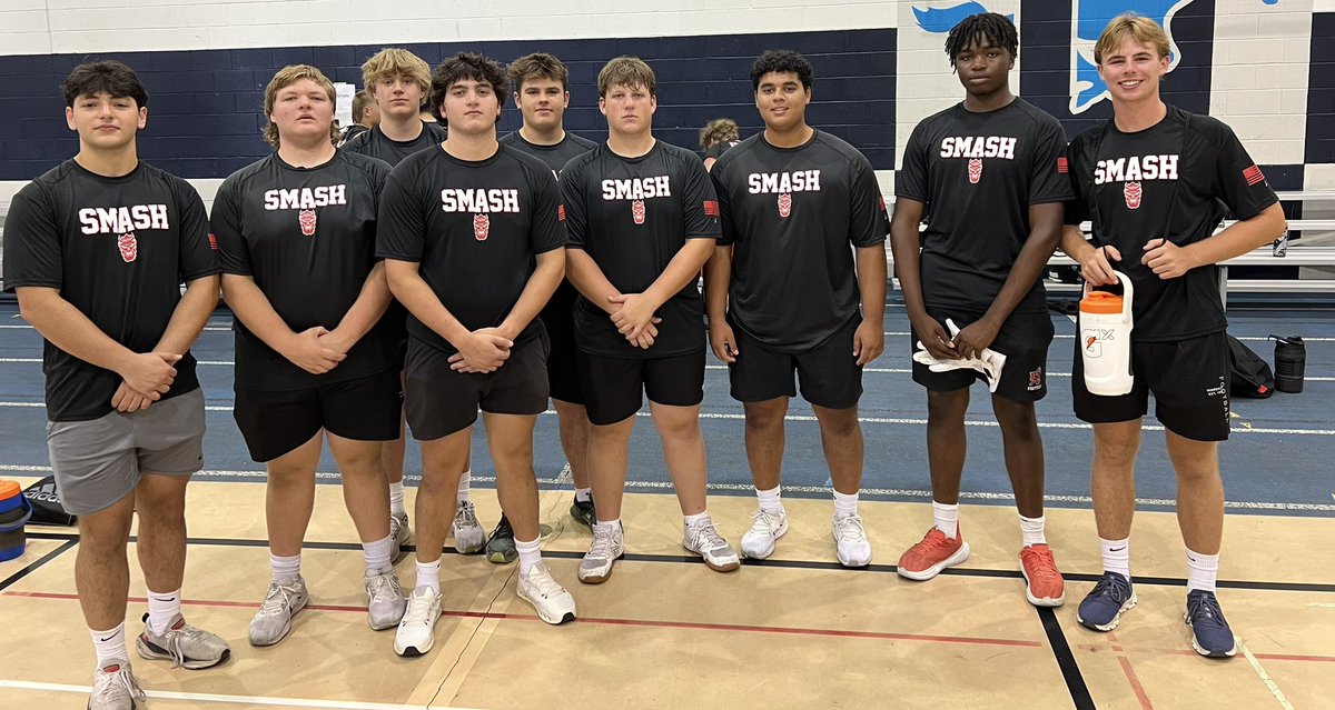 DevilOL65's tweet image. Great day competing at the Downers Grove South linemen challenge today! Boys competed and gave it their all. Proud of the guys for working as a team and wanted to compete this morning! #EARNIT #SMASH