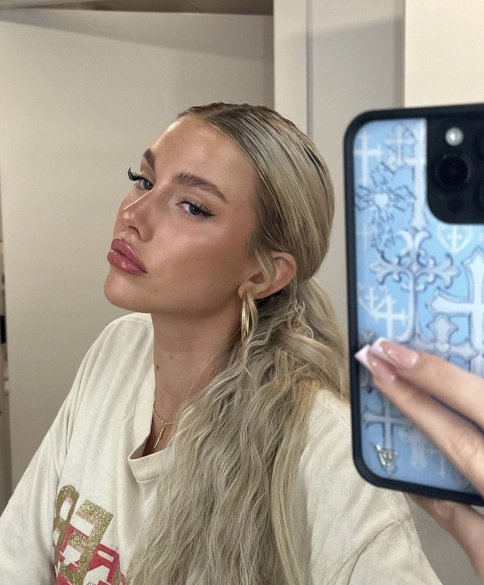_lexisull's tweet photo. you’ll be obsessed with me✨ https://t.co/cljDSp24hI