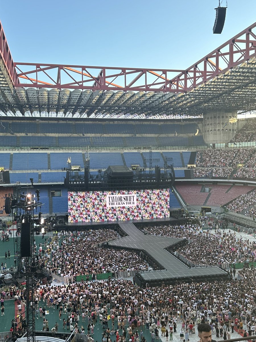 julia 🐡 tweet media