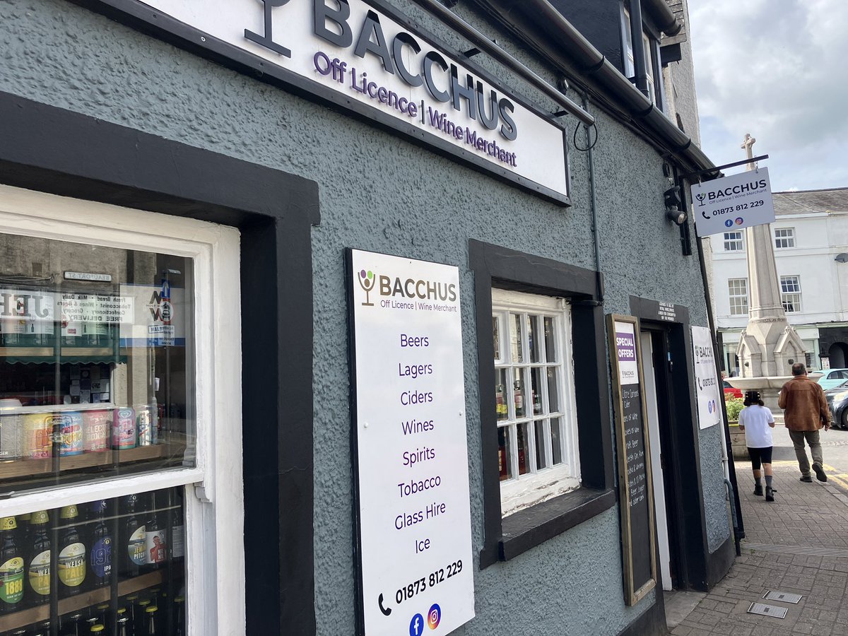 Cwsmeriaid Crughywel / Crickhowell Customers <a href="/TreebeardsB/">TreebeardsBar</a> <a href="/Cashellsbutcher/">cashells</a> #Bacchus #Crughywel #Crickhowell