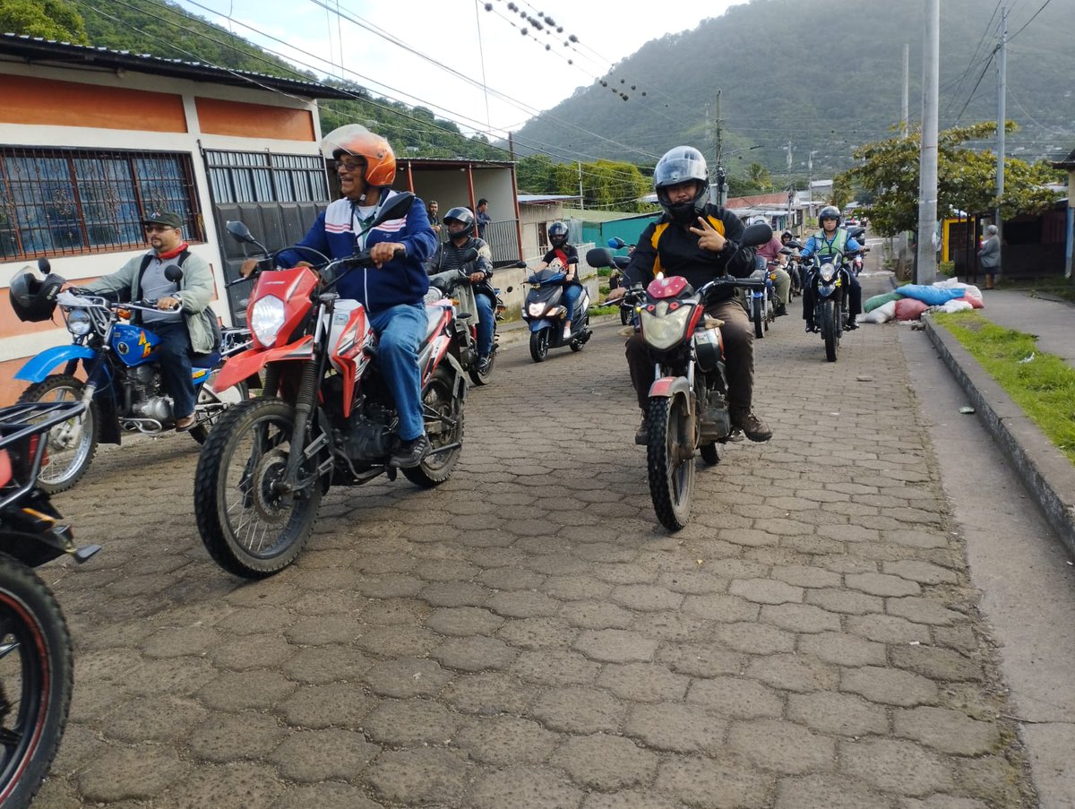 AdelanteSiempr_'s tweet photo. Diana, en celebración de nuestro 45/19 ❤️🖤🥳🎉, desde #SanRafaeldelNorte, #Bocay, #Jinotega.

#TodosJuntosAl4519 
#SoberaníayDignidadNacional https://t.co/cxdX49A3Rz