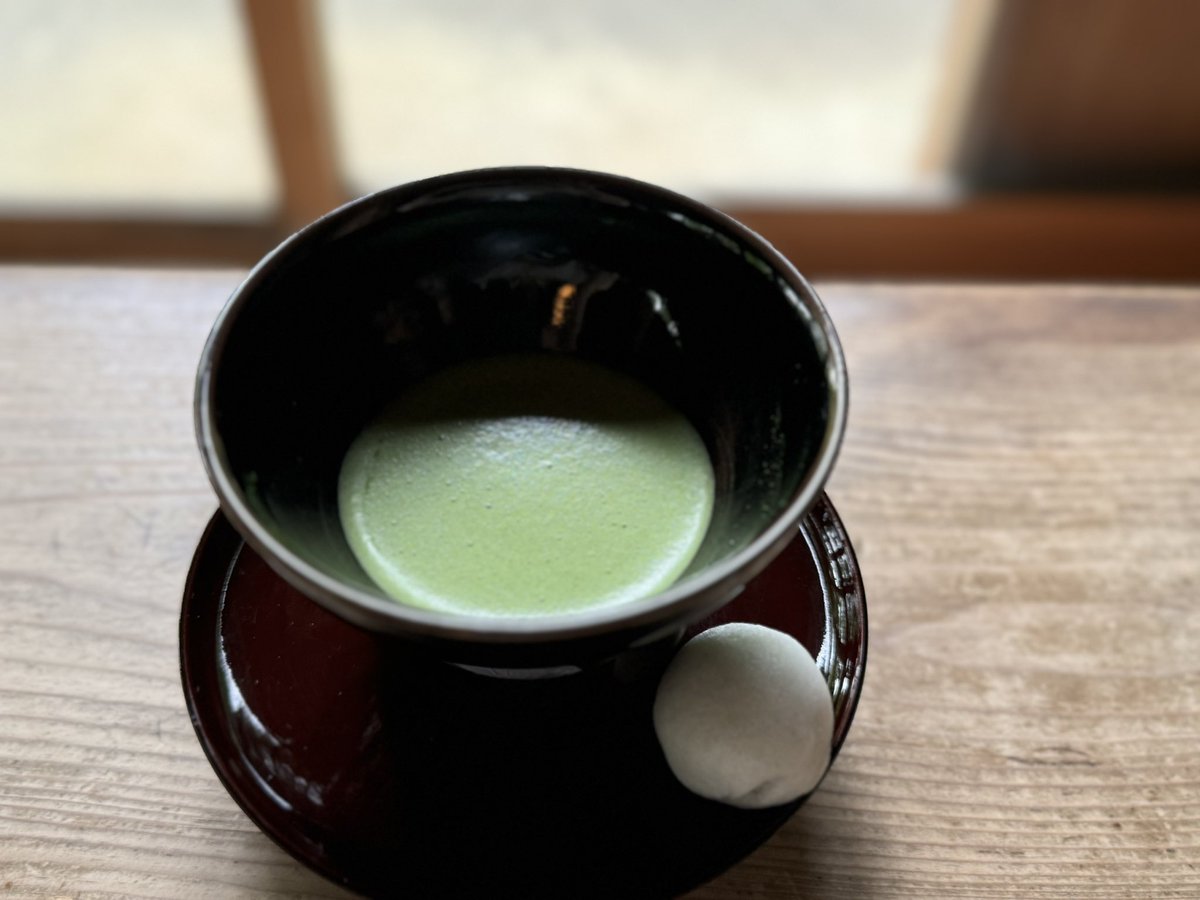 fchisa0228's tweet photo. 🇯🇵帰国。
京都大人旅💕
『thesodoh』八坂の塔が見え庭園を眺めてのランチ。
観光地でありながら、外の気配は感じられず
非日常的で素敵なお店💓
近くのねねの高台寺でお抹茶🍵も。
京都は帰国後に絶対行きたくなる場所😊

#京都 
https://t.co/Es9hG2M8NS https://t.co/cnhcVOhd8m