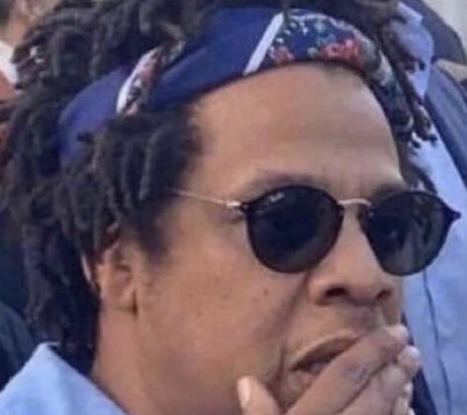 Me coming out of Minions to see everything going on: