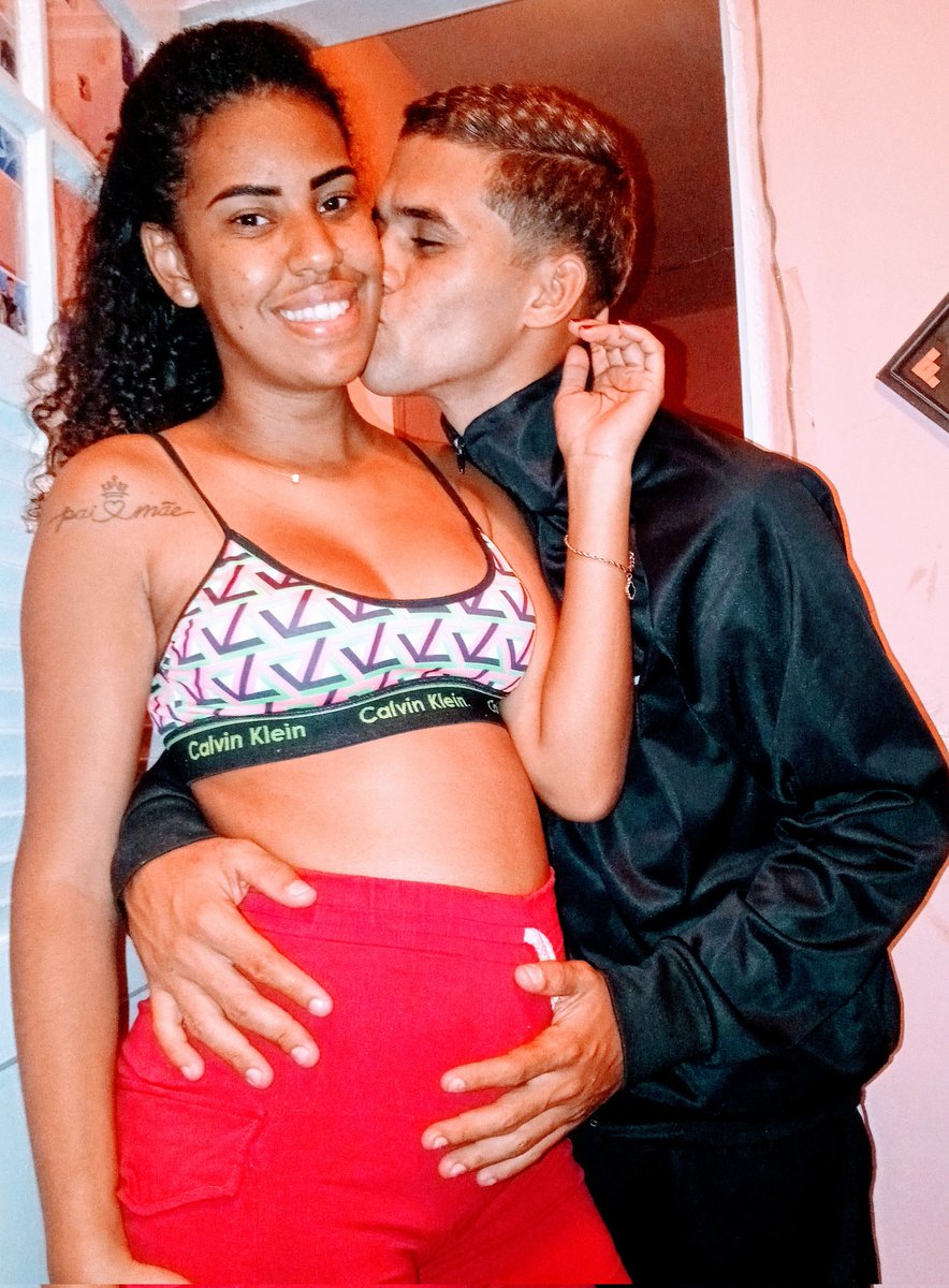 IsaMore12504420's tweet photo. Nossa primeira foto . De muitas te amo vida.@ramonmonteir0 https://t.co/3a2uicZZax