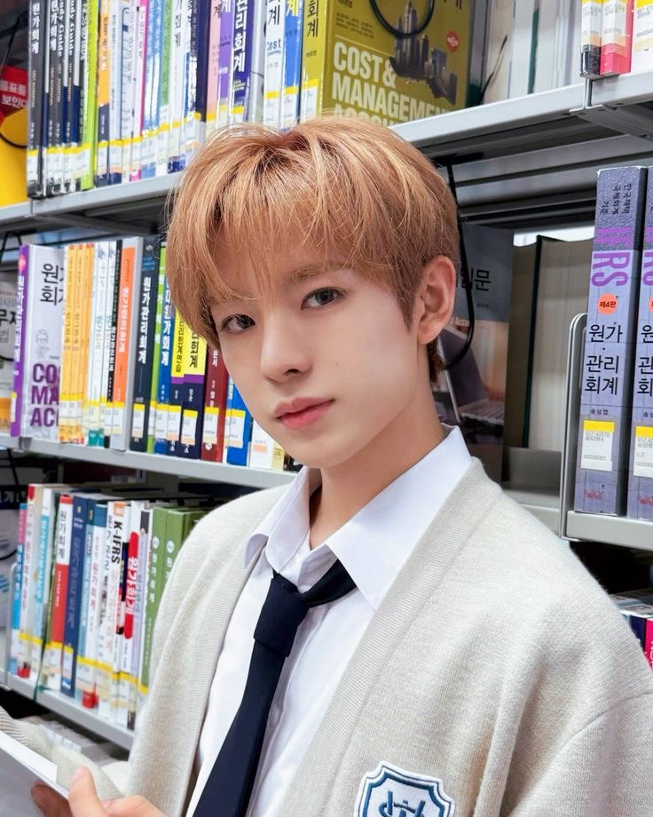pervhoon's tweet photo. #IMAGINE #UNDERAGE Yushi and Riku had been paired together by their teacher to work on a history project together. They only knew each other from afar and Riku was really intimidating by Yushi. (…)

#BL #YAOI https://t.co/Mt7igUYLvg