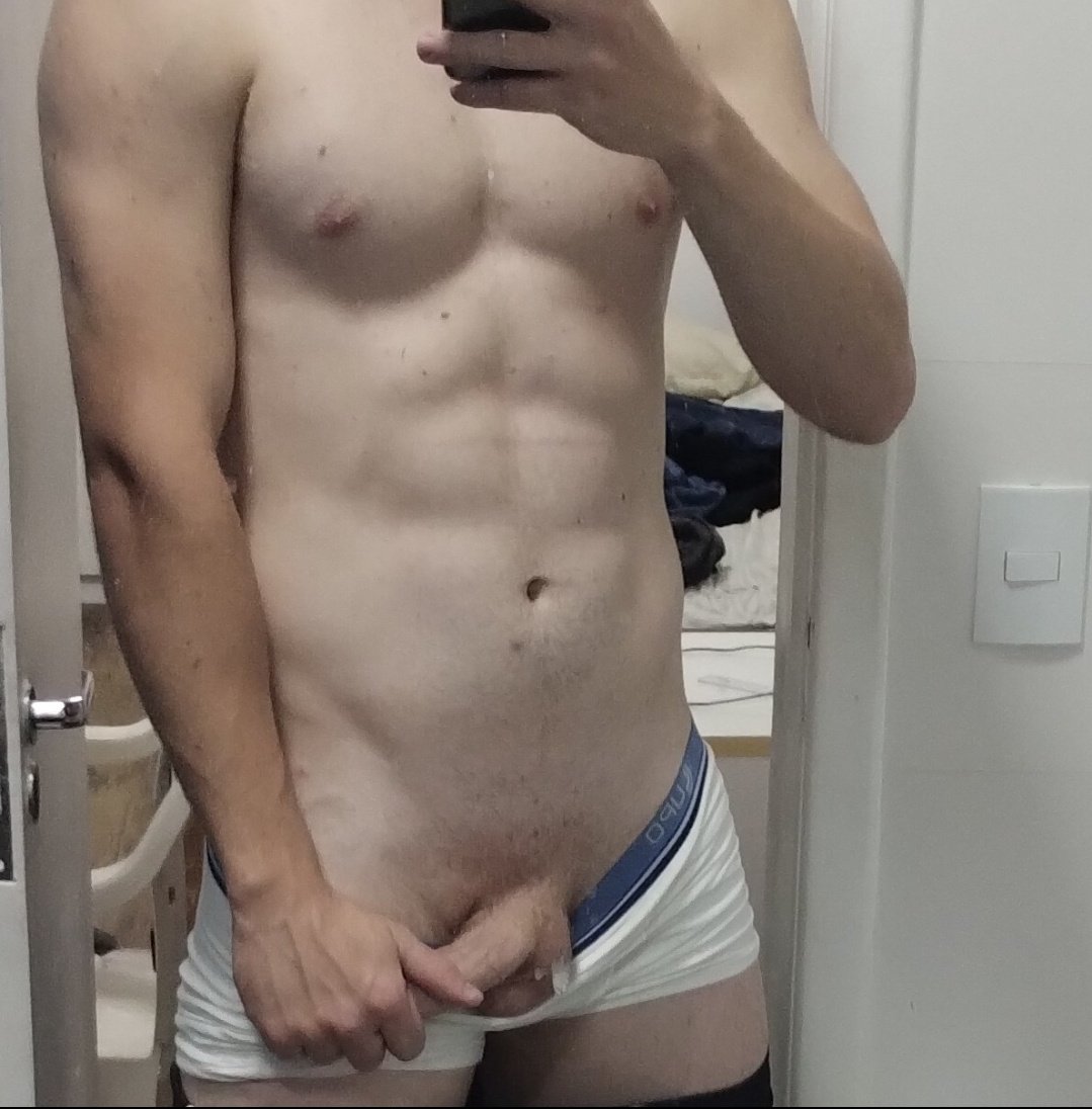 pedro69481's tweet photo. Até q meu pau é bonito né https://t.co/qcs7ldLmir