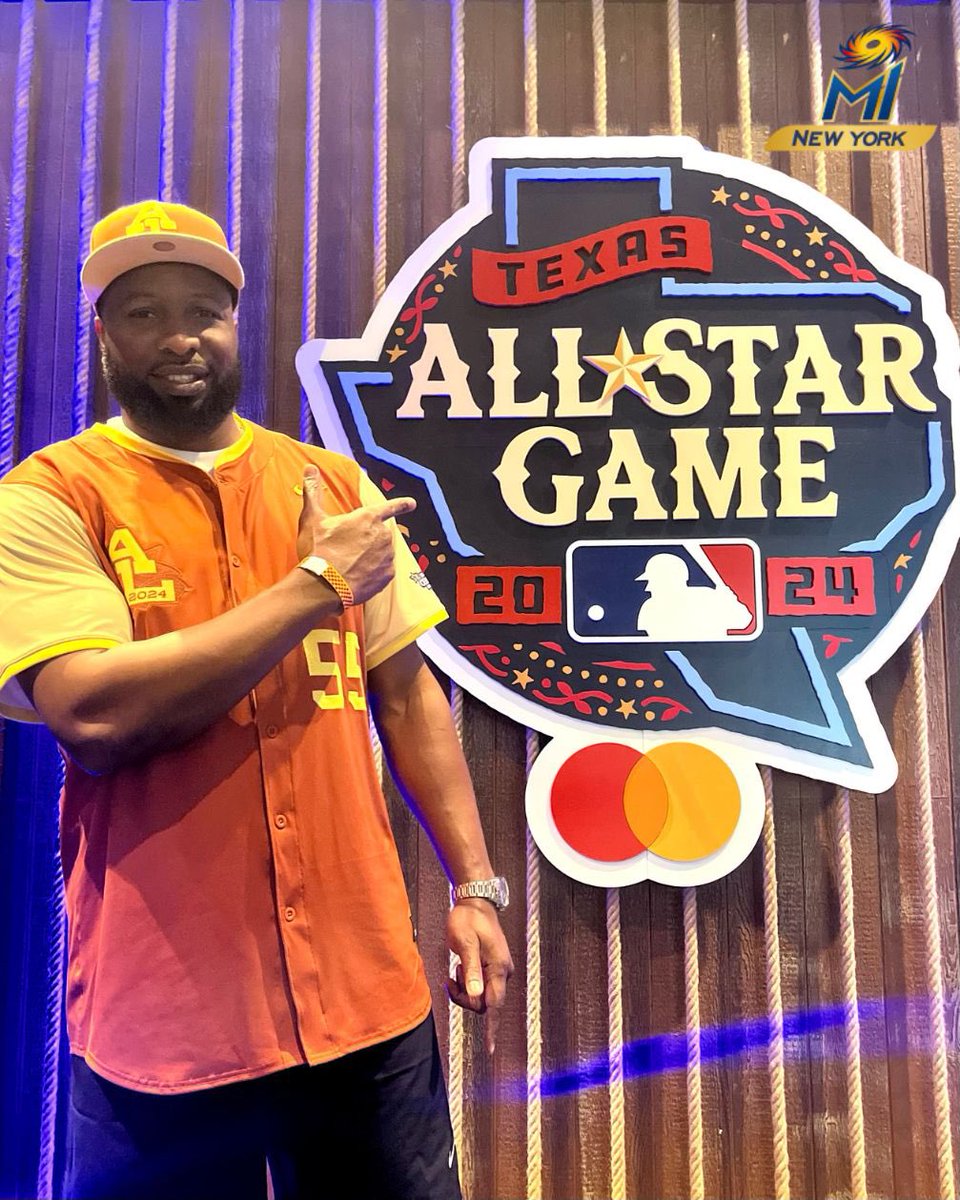 MINYCricket's tweet photo. Time to 𝕤𝕙𝕚𝕟𝕖 in the 𝐓𝐞𝐱𝐚𝐬 𝐀𝐥𝐥 𝐒𝐭𝐚𝐫 𝐆𝐚𝐦𝐞🌟
#OneFamily #MINewYork #MLB #mlbindia https://t.co/eoLrGBAzFP