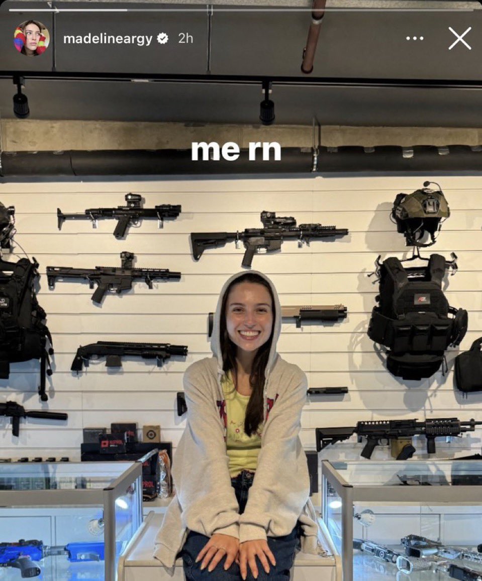 Holoske (@holoskeart) on Twitter photo 