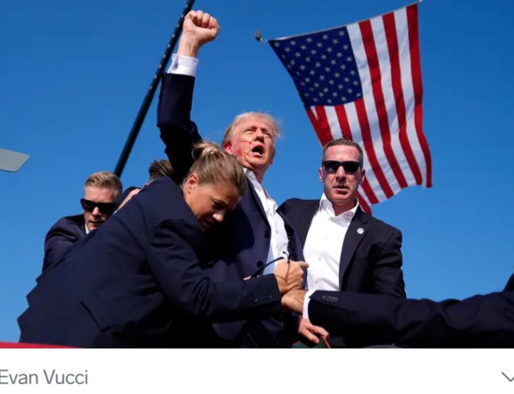 HeaJonathan's tweet photo. If trump wins mentally prepare yourself to see a large bronze monument sculpted of this moment not unlike the Iwo Jima/Marine Corp Memorial. 🤢#donaldtrump 
#donaldjtrump #assasination #iwojimamemorial #marinecorpmemorial #bronzesculpture #washingtondc #guncontrol #evanvucci https://t.co/xPOgVsoL8V