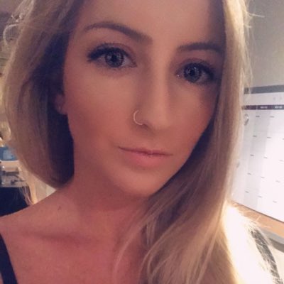 beccajayr's tweet photo. #NewProfilePic https://t.co/qa6Oeq9K3T