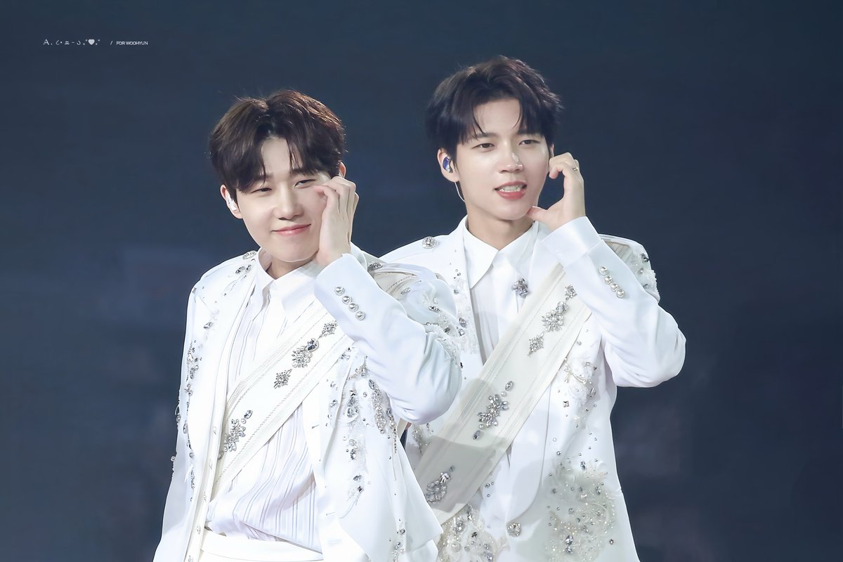 A_nwh91's tweet photo. 240713 무한대집회4

앙~ ᰔᩚ 

#남우현 #우현 #성규 #김성규 
#인피니트 #INFINITE #NAMWOOHYUN https://t.co/WxxiaxmX9P
