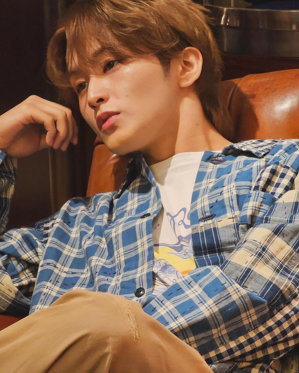 NCTDREAMVIBE's tweet photo. 마크 인스타그램 게시물 #MARK 

#PoloRalphLauren #PoloRLStyle

🔗 https://t.co/6obDD9CbSY https://t.co/7AkQDslFAz