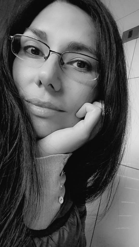 ℝ𝕠𝕞𝕚🖤🕸️ tweet media