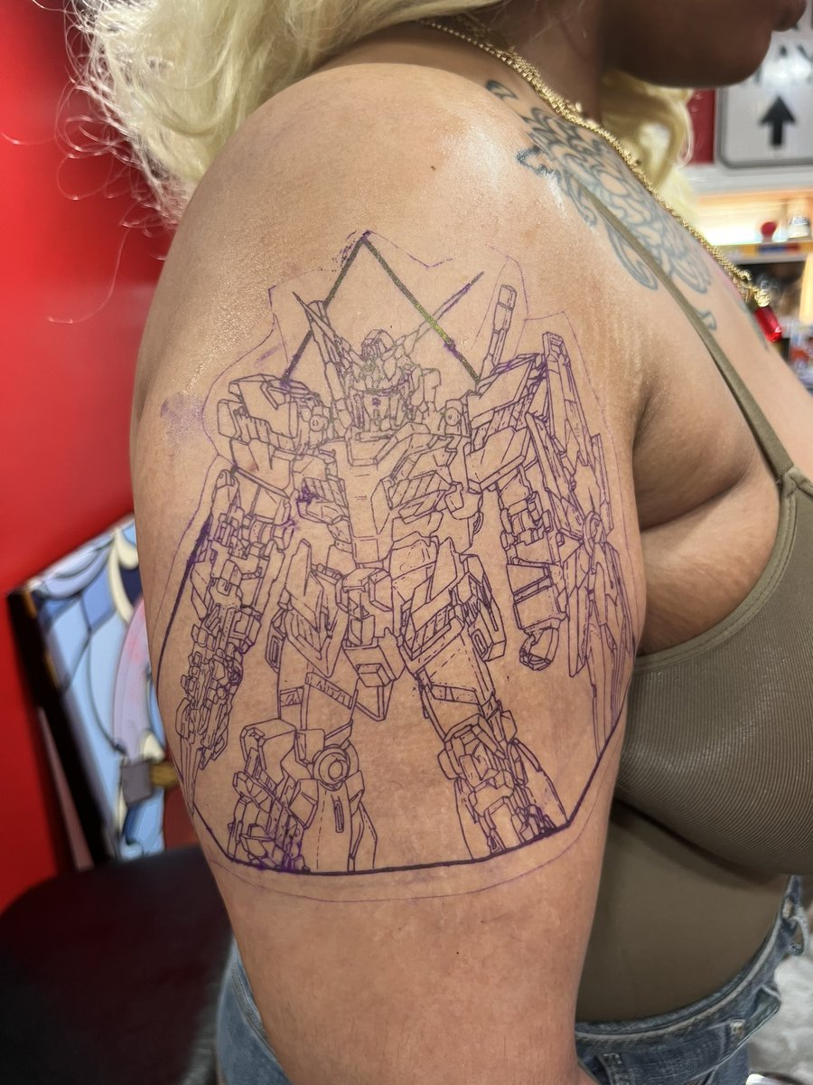 Nye_dolla2's tweet photo. Session one cleared-ish🦾 my bro and I got 2 more sessions😭😭 https://t.co/ywkj5bn6v7