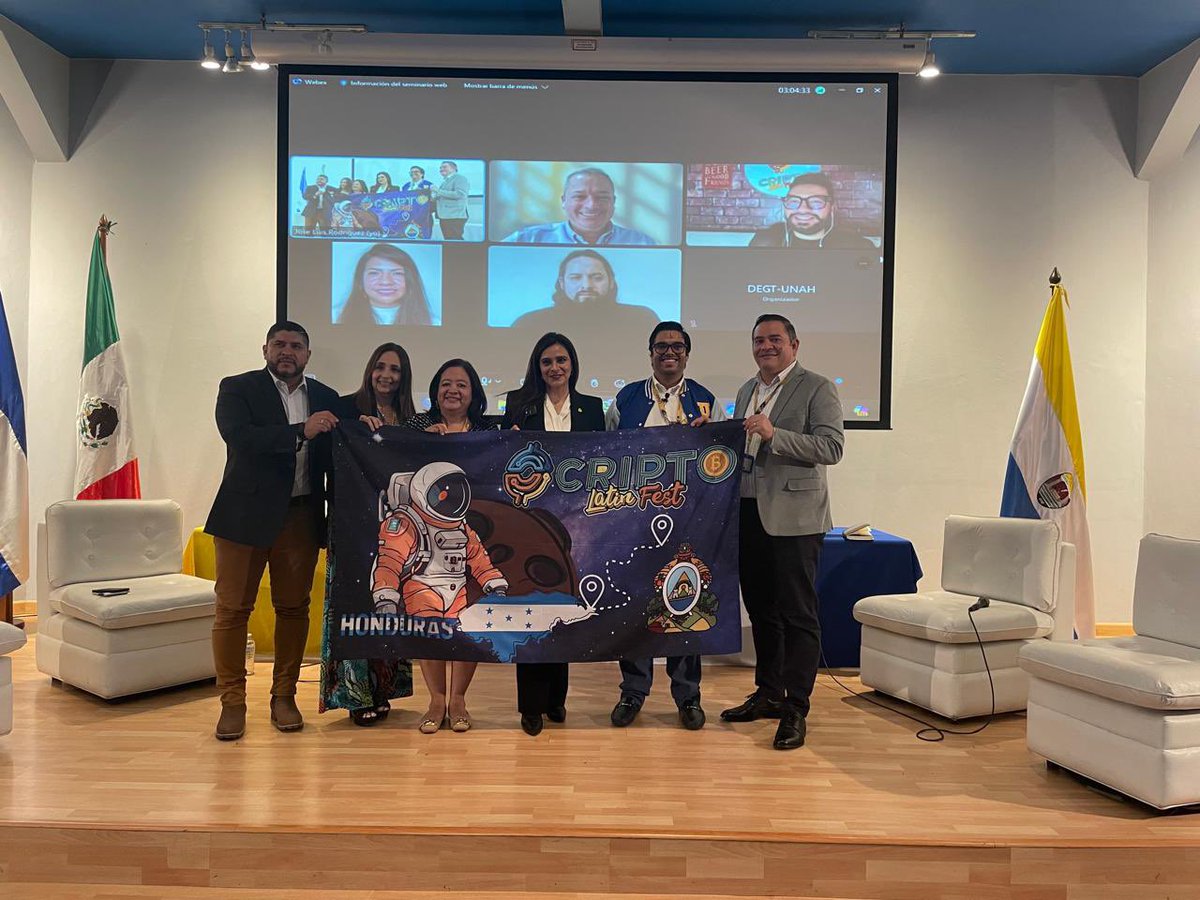 Elcriptoparcero's tweet photo. 🚀Muy feliz de participar junto con la senadora @IndiraKempis @josepimpo @pgutierrezqu y con invitados especiales 👨🏻‍🏫👩‍🏫🙍‍♂️ @Duniajimenezhn #luiscanales  #viceministra #Cynthia_arteaga #joseluisrodriguez #joseluisreyes Decano UNAH 🎓🏫llevando acabo el lanzamiento de “Economía digital Nuevos Horizontes” para la 7ma edición del @Criptolatinfest 🚀 que se desarrollará en la máxima casa de estudios @UNAHoficial Nacional Autónoma de Honduras (UNAH) 🏫🎓Espéranos 10 y 11 de #octubre. @fivehn_