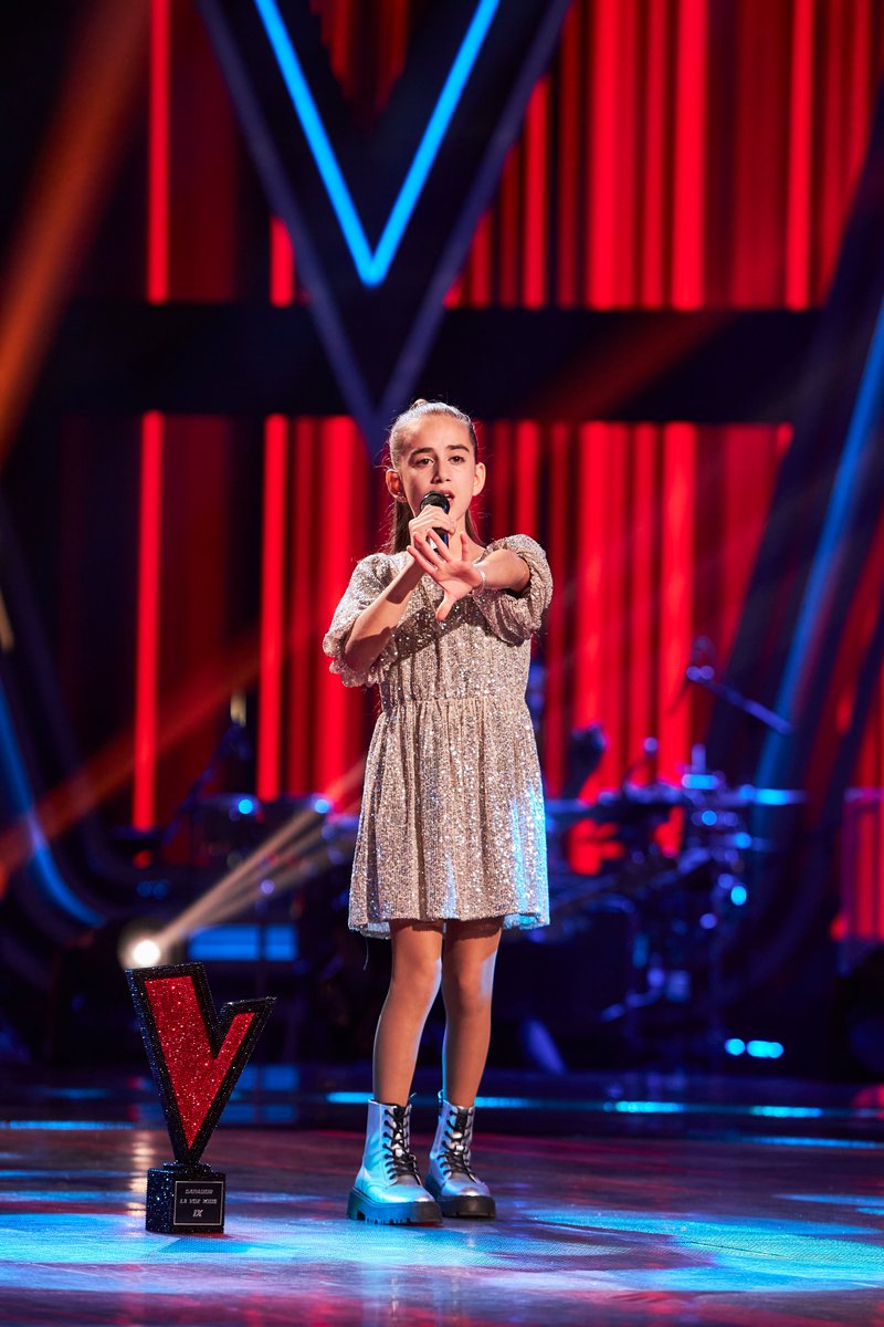 Y antes de terminar, ¡una última actuación de nuestra ganadora! 🤩
¡Muchas gracias por estar a nuestro lado! Os esperamos en la próxima edición de #LaVozKids . 🙌🎤
#LaVozKidsFinal
Directo ▶️ atres.red/btosj567