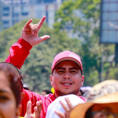 ElCiudadanoLeal's tweet photo. Gerardo Rozo hijo del general José Rozo Villamizar es quién amenaza de muerte a María Corina Machado y al candidato presidencial Edmundo González Urrutia. Que conste que este individuo es un delincuente.  https://t.co/P5HRw7VMSZ https://t.co/0coc9Ul0CF