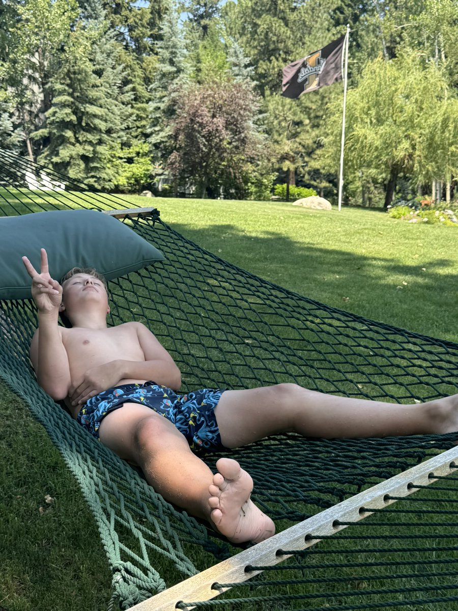 BeautyBabesBall's tweet image. The Eck’s just enjoying beautiful McCall! 🖤🏈💛✌🏼’s⬆️☀️🏔️🚤 #GoVandals #idahome #Idaho #footballfamily #summertime