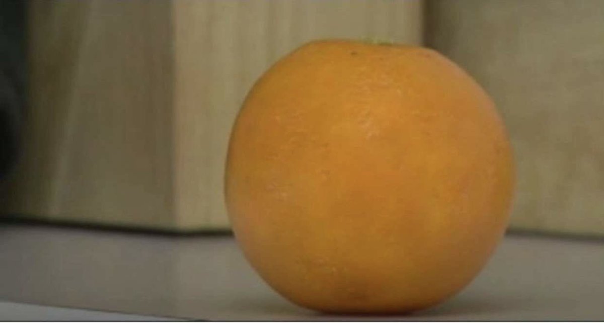 reallysexyman's tweet photo. @DromasGamerHD If you gave me this money my dark, twisted annoying orange mindset would be silenced and I would become a quaint and pleasant orange instead. Perchance. https://t.co/pnQUgtbp46