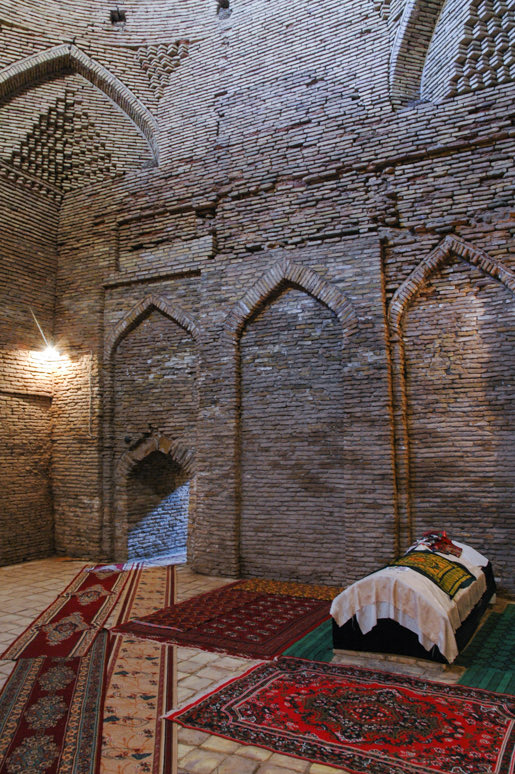 Bagh_eBabur's tweet image. The closed bazar of Herat from the Timurid period.

The Taliban regime has not only closed this bazar, but plan to demolish it for a military base.