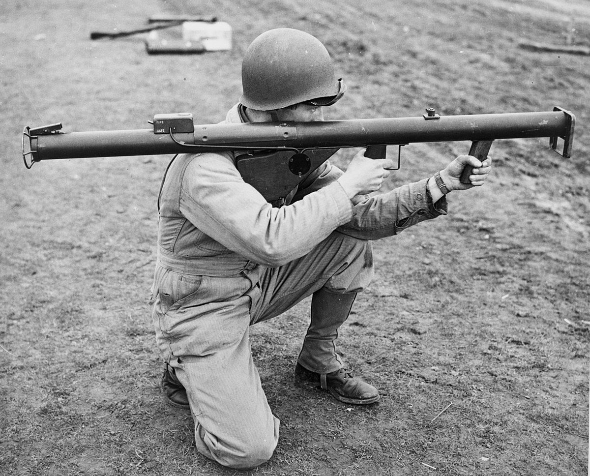 Jim_Cornelius's tweet image. #todayilearned that the WWII rocket propelled anti-tank weapon commonly known as a bazooka, was so called because it resembled a jazz musical instrument invented by comedian Bob Burns 30 years earlier. The weapon concept originated with famous US rocket engineer Robert Goddard.