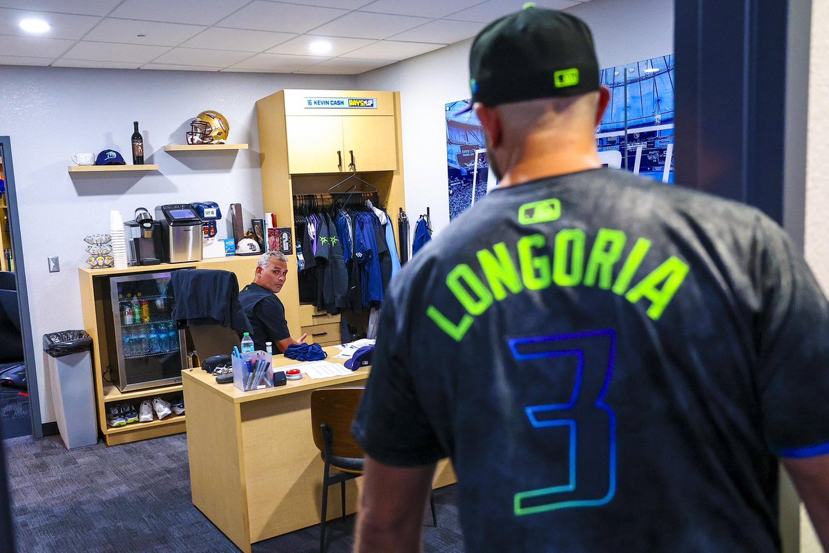 RaysBaseball's tweet photo. Evan Longboardia, everybody. https://t.co/nbtlIwJHvt