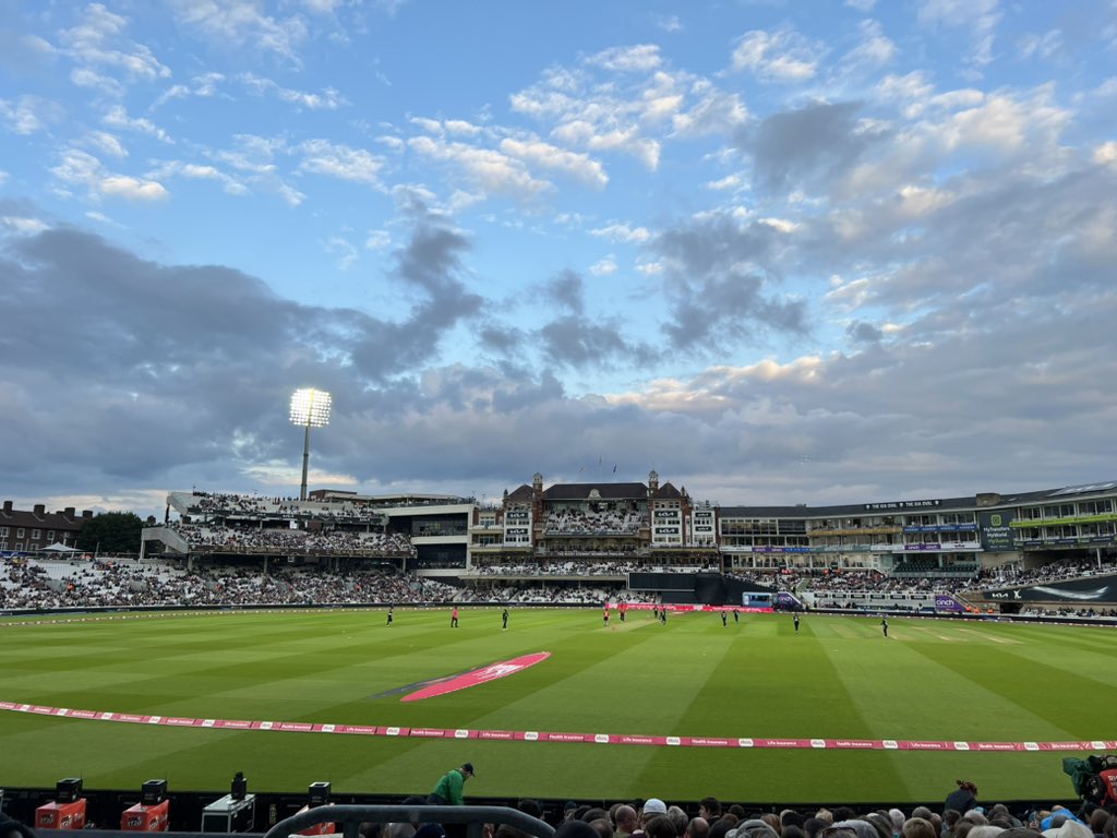 Watching England romp home to storming victory #EngvNZ