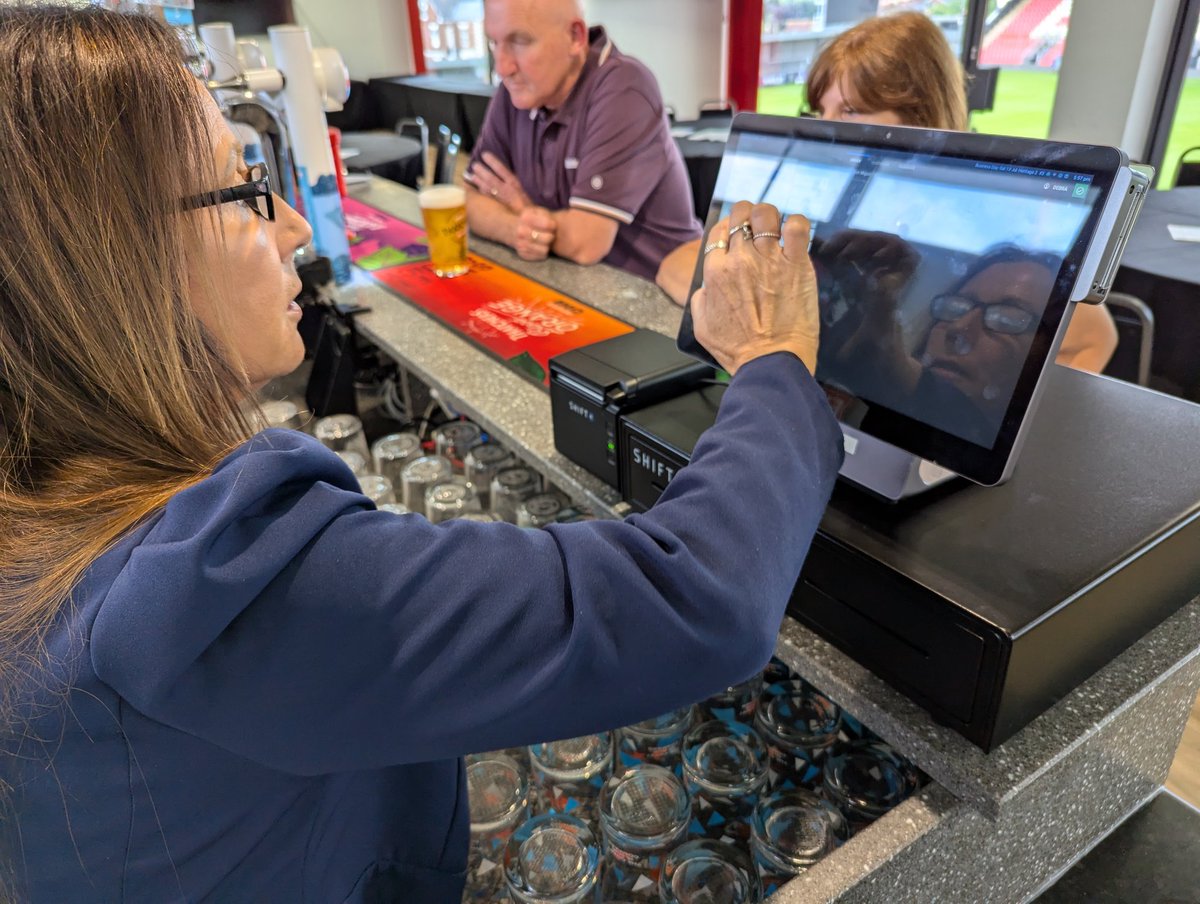 BryanH_SkyTab's tweet photo. Have you heard the news? @Shift4 installed their first @SkyTabPOS stadium in the U.K. We took their Heritage Club live tonight with a private event and will support more go-lives stadium wide over the next few days! ⚽🇬🇧🍻 #Shift4 #SkyTab #England #ExeterFC https://t.co/4fH7Euxcc6