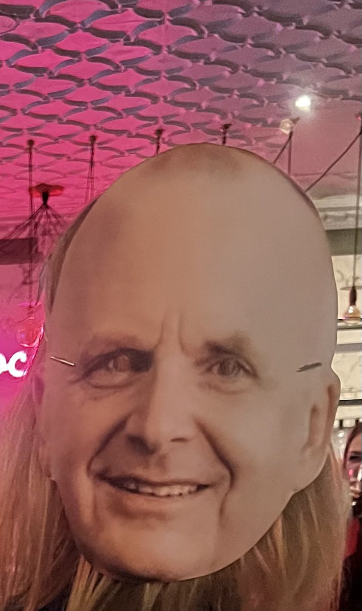 A lovely evening in Bath! Lucky to work with such a fantastically fun team of colleagues: Primary Head Teachers, Exec Heads, School Improvement Team and CEO! Here is evidence of a greay night out, that’s the only evidence I am happy to share 😉🤣<a href="/WhiteHorseFed/">The White Horse Federation</a>
#TWHF