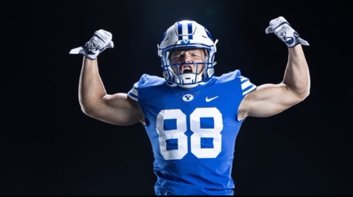 boyd_sorensen's tweet photo. It felt so good I’ve been dreaming of making it permanent and thanks to my Father in Heaven BYU will now be my home.  Can’t wait 🙏🏻💥👊🏻🏈
Thank you to @CoachJayHill @BYU_CoachJustin @kalanisitake for the offer💥👊🏻💥 https://t.co/JsXWJTMiGQ