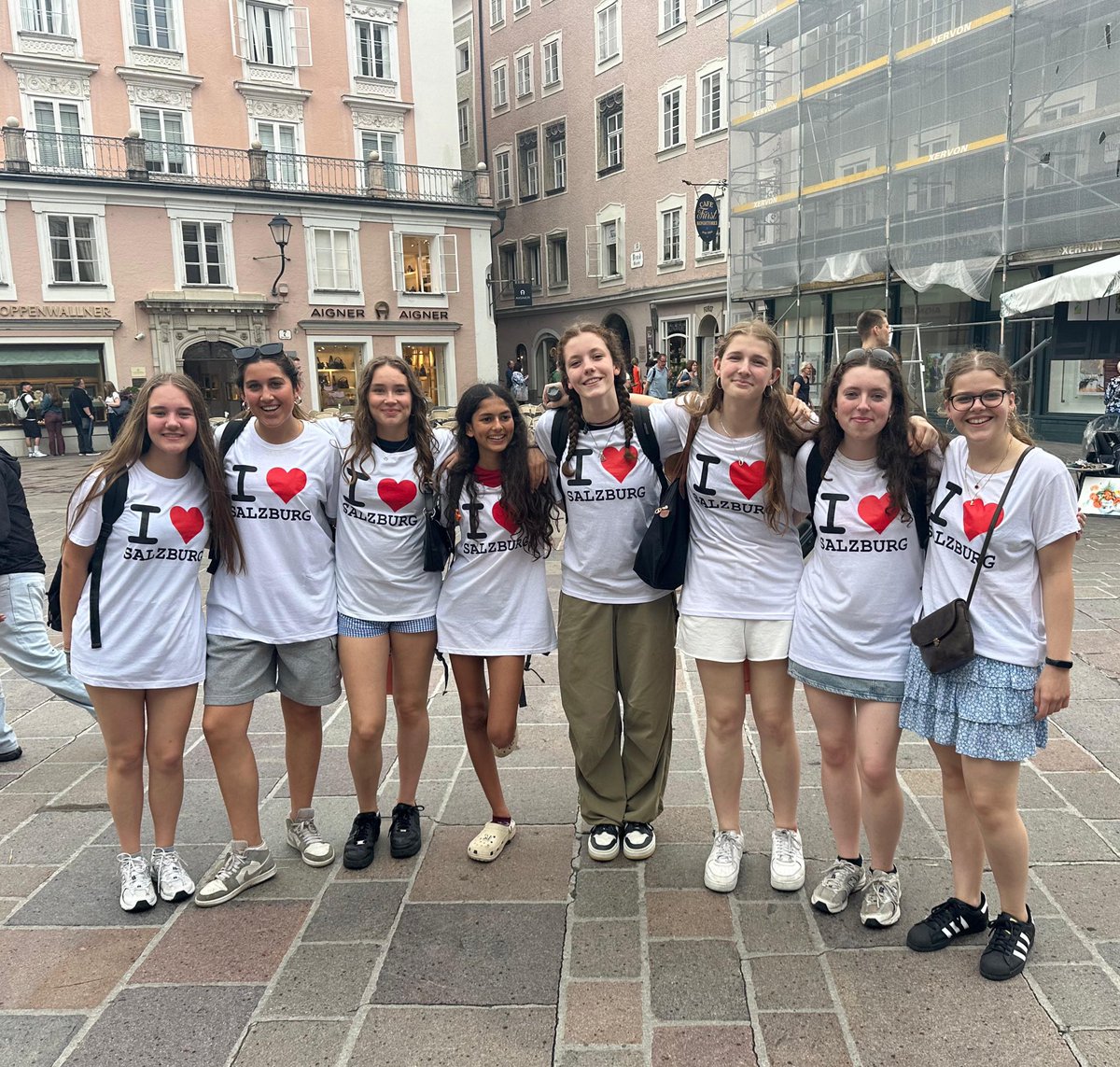 SHHSforGirls's tweet photo. 60 pupils in the Chamber Orchestra, Senior Choir and Wind Band start the summer performing on a tour of Austria’s lake district. 🎶 #openingdoors #mehrlicht https://t.co/nW6i31OmYI