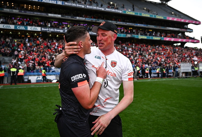 Balls.ie tweet media