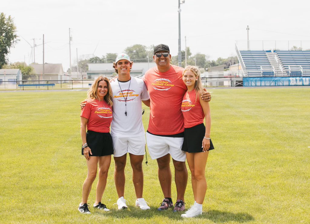 Anthony Becht tweet media