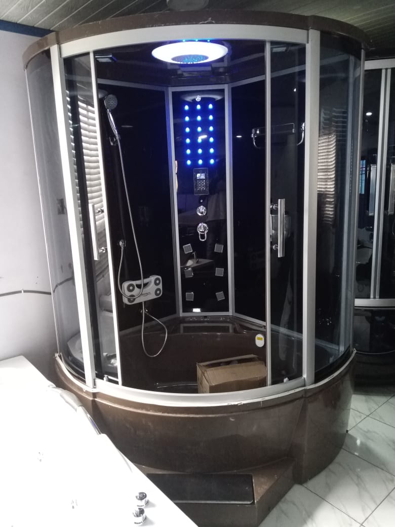 ExquisiteHomes8's tweet photo. Luxurious standing Jacuzzi at affordable price https://t.co/WHfd7F0Htv