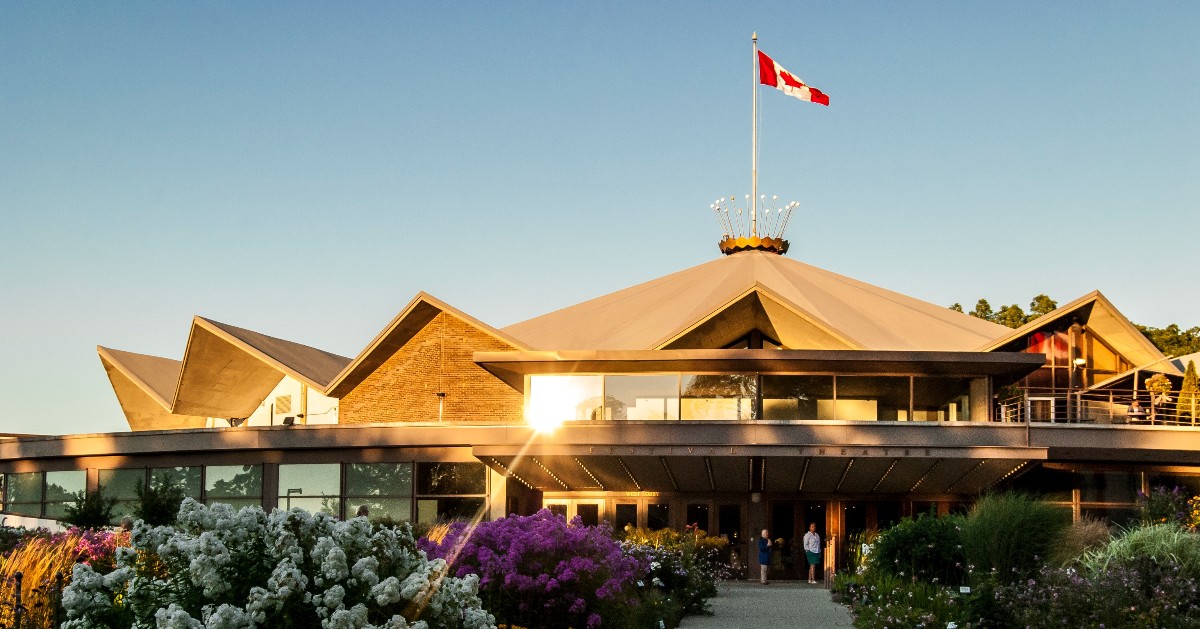 Did you know the first two plays to ever perform at the Festival in 1953 were Richard III and All's Well That Ends Well?

Enjoy our most recent productions of these classics on STRATFEST@HOME!

🎥 ow.ly/VHPH50SAKwr