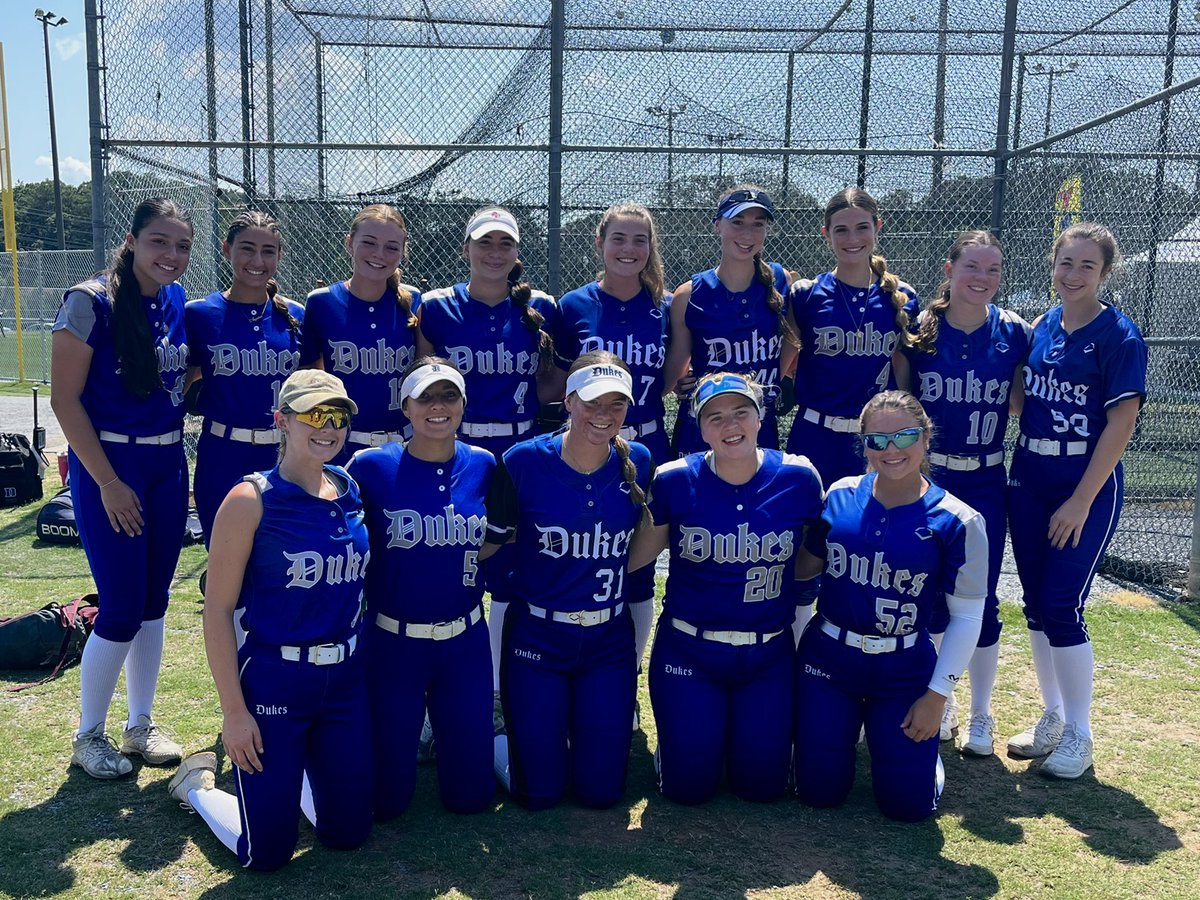 nj_LadyDukes18u's tweet photo. 4-1 and still not done! These girls are tearing it up at Atlanta @legacyshowcase1 https://t.co/bKlEukb7Zg