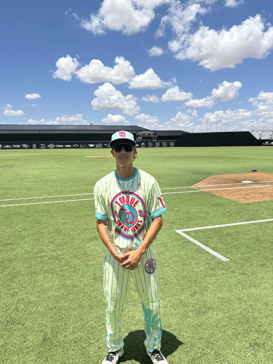 F: <a href="/Torque_SD/">Torque / SD Baseball</a> 18U 21, Aztex 18U 0
PoG: Caden Moreno 4 IP, 6K, 0H, 2 BB
Hitter: Adrian Herrera 2-2,2 2B, 4 RBI