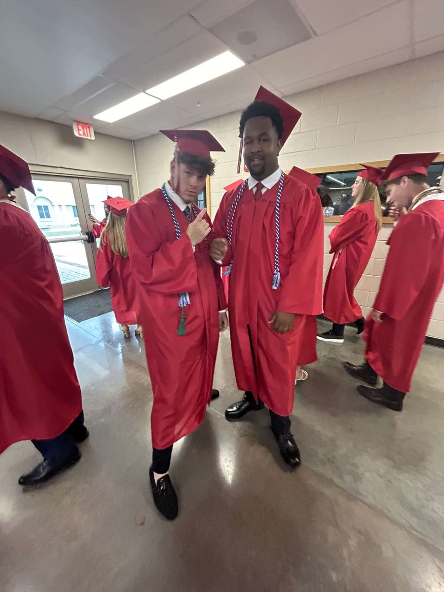 ryan_hussey18's tweet photo. This one hurts. To my dawg, my brother, my teammate, and my friend.  From the age of 4, you’ve always been my guy and life without you will never be the same. Definitely will miss the fun practice battles and the fun nights playing poker. May you rest in peace brother. #LL50 https://t.co/zuKeuytDxg