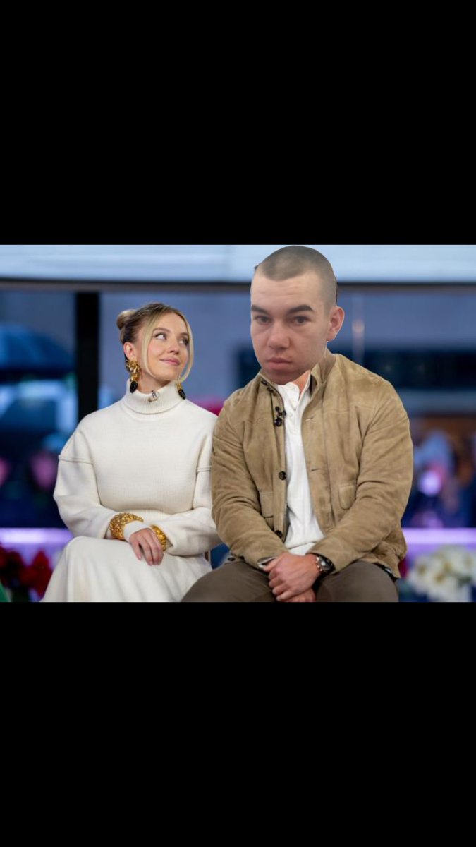 RUMOR‼️: After the Frogs’s 11 inning 7-6 win, Sydney Sweeney spotted celebrating the win with player/manager Dylan Pease.