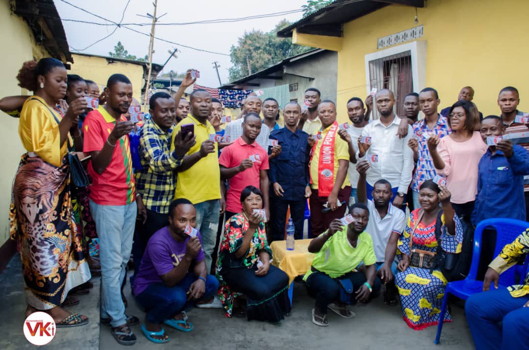 wika_theresia's tweet photo. #CONSOMMONS VK à Kinshasa est la vision du SIF ai de Kinshasa @uncrdc ,l’hon @GaborienM ,l’élu de la Tshangu a matérialisé sa vision par une adhésion massive et interminables des nouveaux membres . En images quelques adhésion de la semaine @BillyKambale1 ,@Bibishe6 https://t.co/CFQLc7Htn0