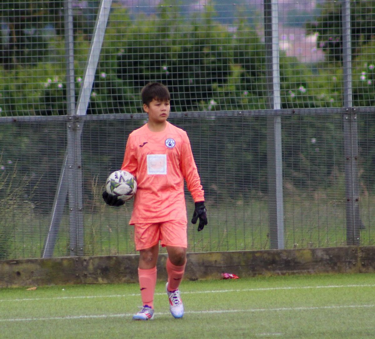 gywongy's tweet image. Pre-season has started! First match of the season for H today for @CamUtdAcademy ⚽️looking forward to a great season!! 

📸: me 
🧤: @TheOneGloveCo 
👟: @adidasfootball