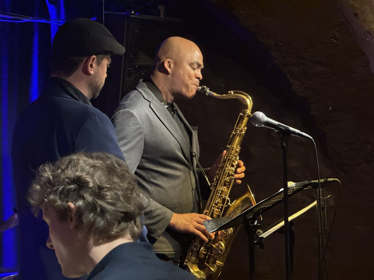 Jazzkeller Frankfurt tweet media