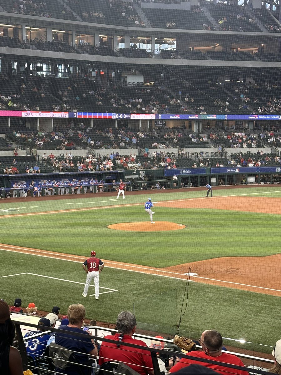 RockiesSub's tweet photo. Chase Dollander representing the @Rockies with the start. https://t.co/84grefq1W3
