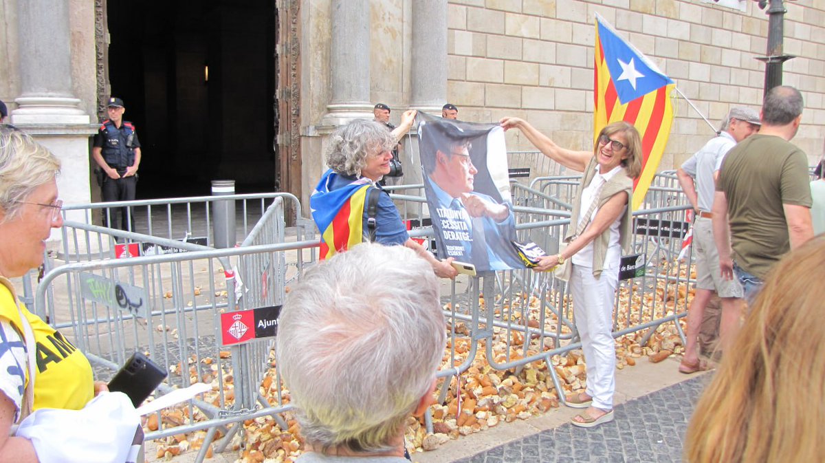 ANCNouBarris's tweet photo. Seguim i no ens aturem !! https://t.co/69mEwOs1ww