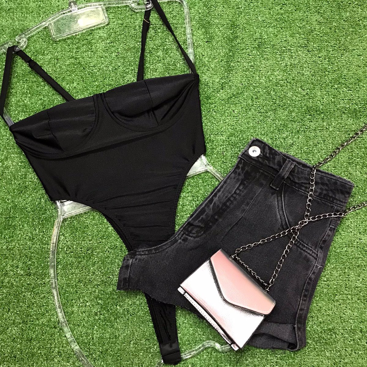 Pretinho básico que a gente ama!🖤