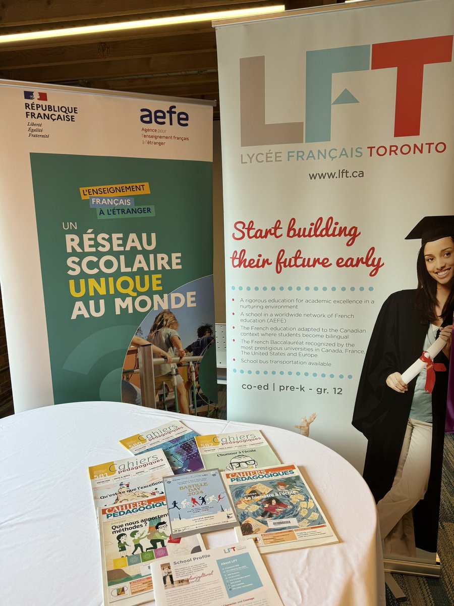 Comment montrer la qualité pédagogique de notre <a href="/LyceeFrancaisTo/">Lycée Français de Toronto</a> lors du stand de Bastille Day ?
En amenant avec nous 
nos <a href="/CahiersPedago/">Cahiers pédagogiques</a> 🤗
<a href="/ConnacSylvain/">Sylvain Connac ▶️🐘</a> 👋🏻